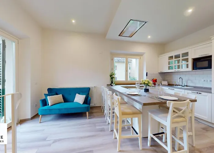 Sonia Apartment With Free Parking By Florence Sweet Homes